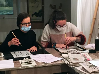 Un atelier de Calligraphie Japonaise mensuel chez Konjaku