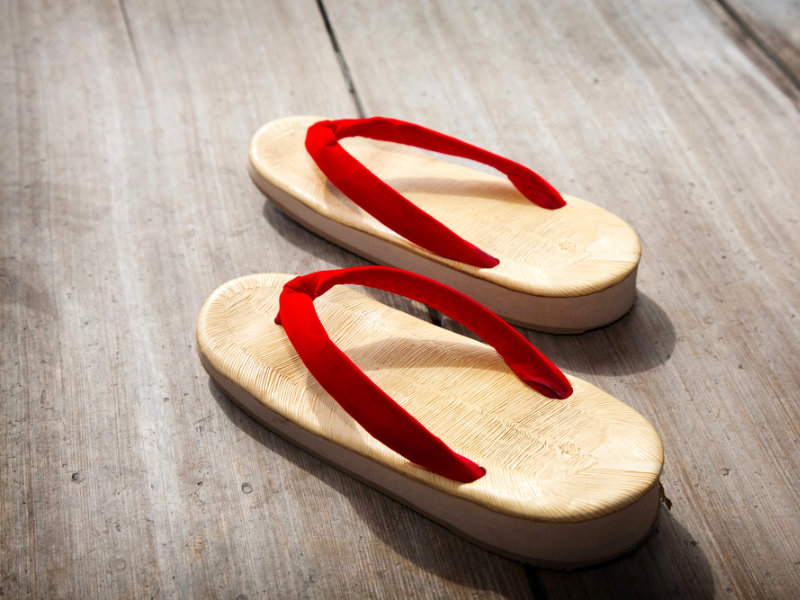 zori japonaises traditionnelles, sortes de sandales flip flop